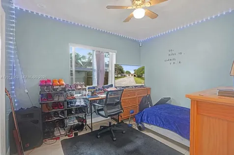 1379 NE 177th Street North Miami Beach FL 33162