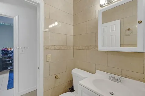 1379 NE 177th Street North Miami Beach FL 33162