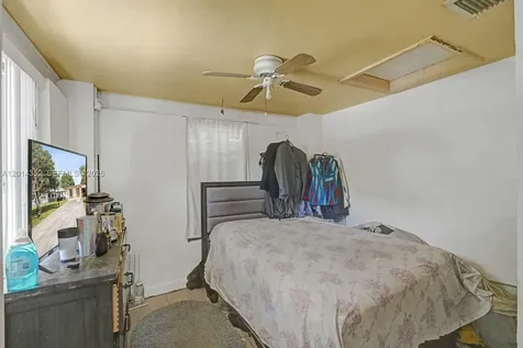 1379 NE 177th Street North Miami Beach FL 33162