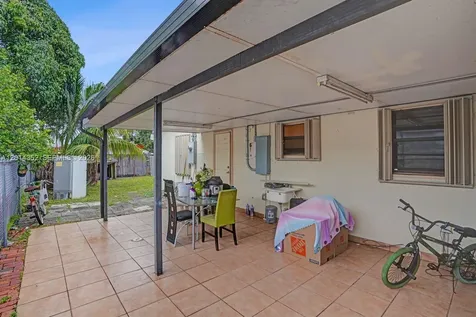 1379 NE 177th Street North Miami Beach FL 33162