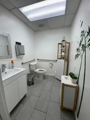 12601 NW 115th Avenue Medley FL 33178