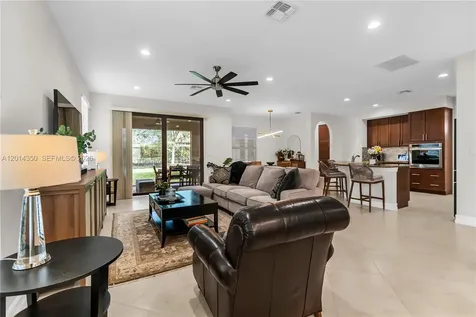 8915 W Watercrest Circle W Parkland FL 33076