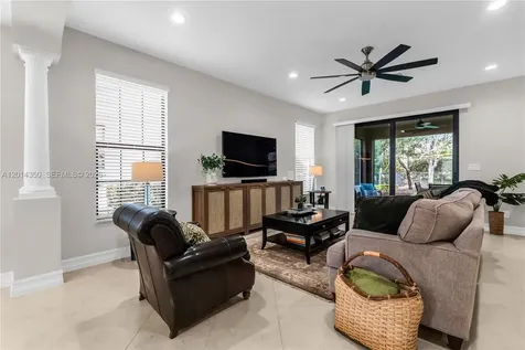 8915 W Watercrest Circle W Parkland FL 33076