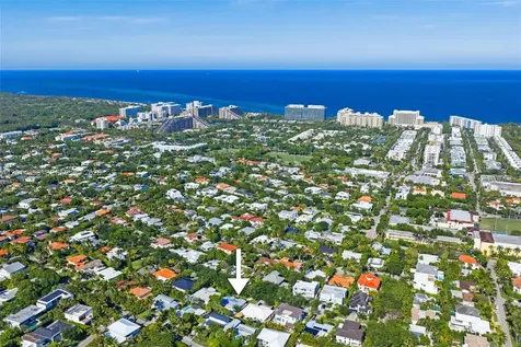 512 Warren Lane Key Biscayne FL 33149