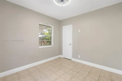 376 W 14th Street Riviera Beach FL 33404