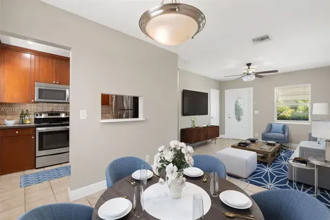 376 W 14th Street Riviera Beach FL 33404