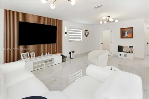 14211 SW 31st Street Miami FL 33175
