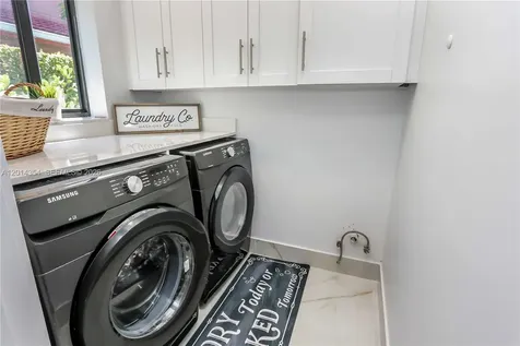 14211 SW 31st Street Miami FL 33175