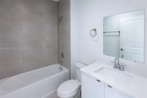 9155 NW 32 Avenue Miami FL 33147
