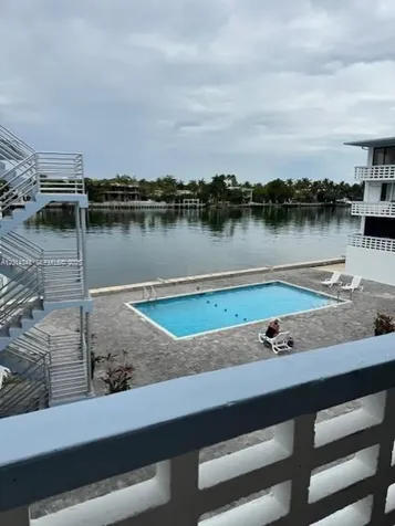 6484 Indian Creek Miami Beach FL 33141