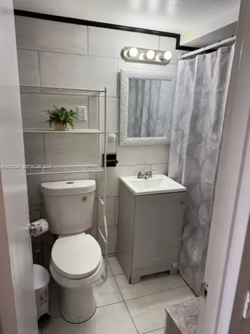 6484 Indian Creek Miami Beach FL 33141