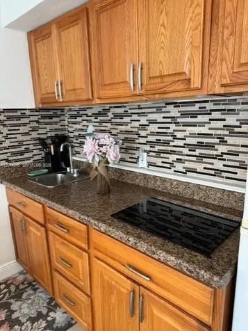 6484 Indian Creek Miami Beach FL 33141