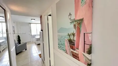 6484 Indian Creek Miami Beach FL 33141