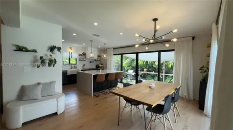 3261 SW 16th Lane Miami FL 33145