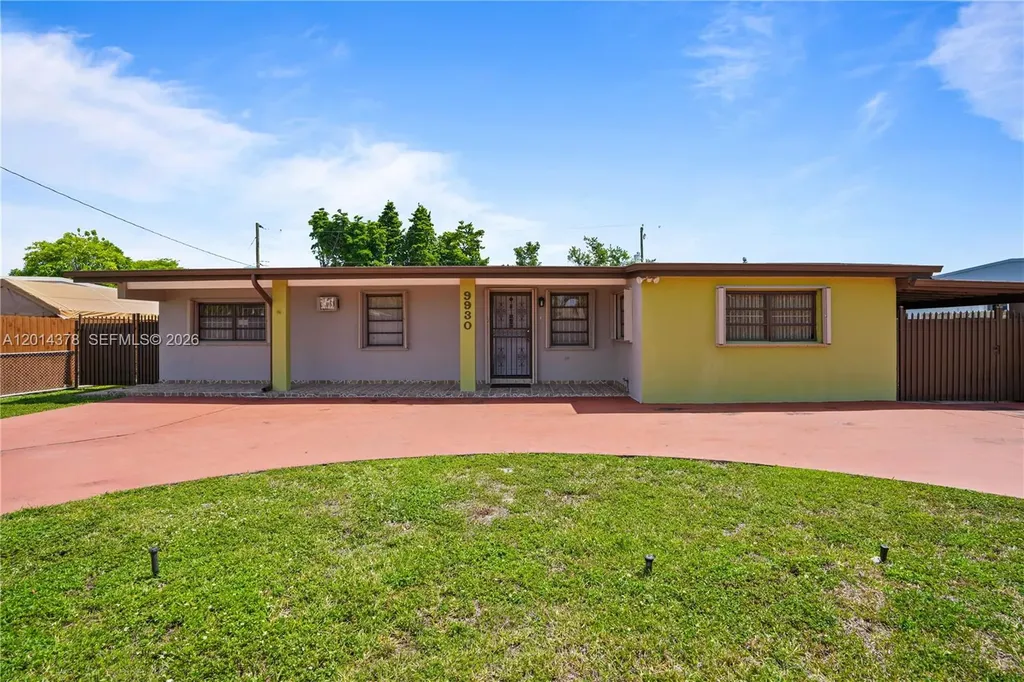9930 SW 40th Terrace Miami FL 33165
