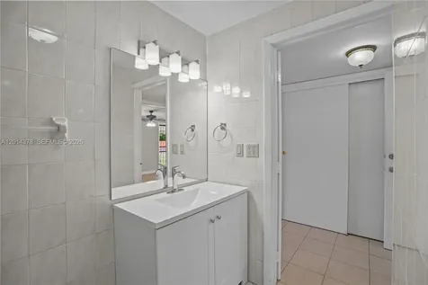 9930 SW 40th Terrace Miami FL 33165