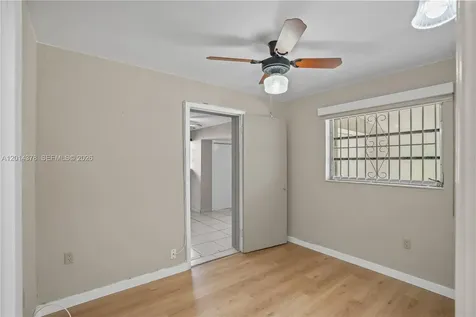 9930 SW 40th Terrace Miami FL 33165