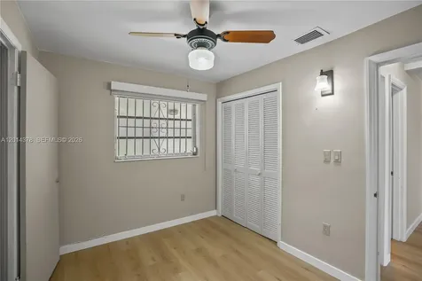 9930 SW 40th Terrace Miami FL 33165