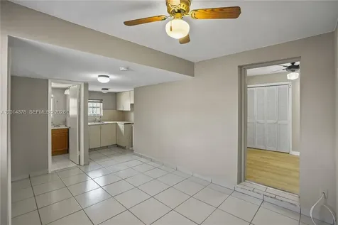 9930 SW 40th Terrace Miami FL 33165