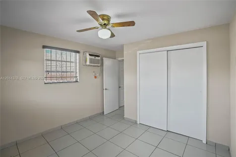 9930 SW 40th Terrace Miami FL 33165