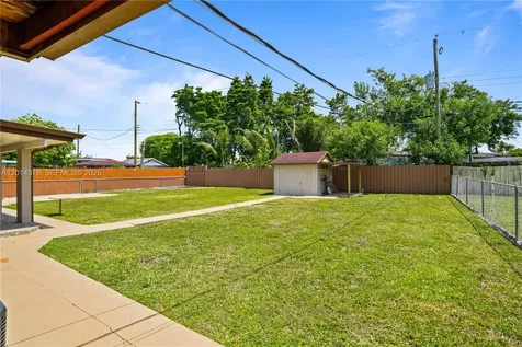 9930 SW 40th Terrace Miami FL 33165
