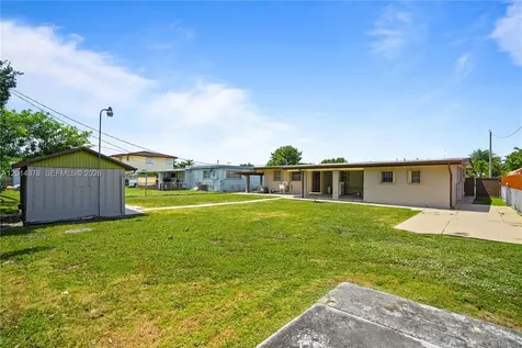 9930 SW 40th Terrace Miami FL 33165