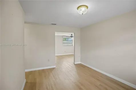 9930 SW 40th Terrace Miami FL 33165