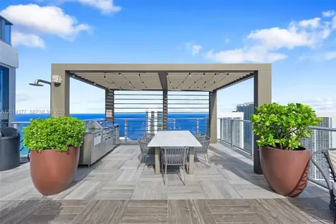 4010 S Ocean Drive Hollywood FL 33019