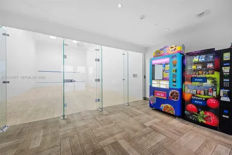4010 S Ocean Drive Hollywood FL 33019