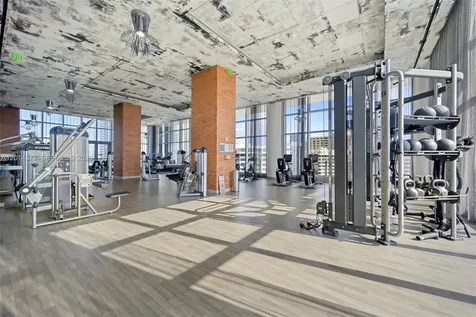 4010 S Ocean Drive Hollywood FL 33019