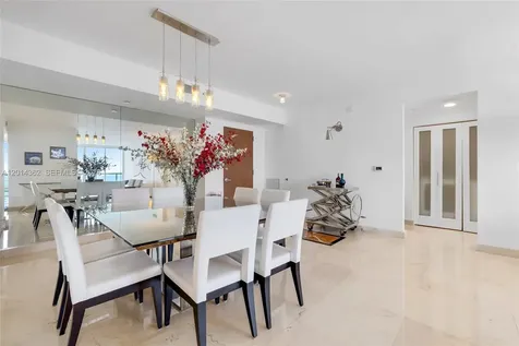 6365 Collins Avenue Miami Beach FL 33141