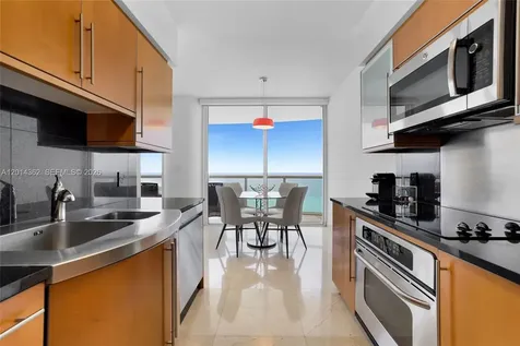 6365 Collins Avenue Miami Beach FL 33141