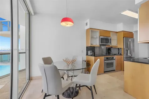 6365 Collins Avenue Miami Beach FL 33141