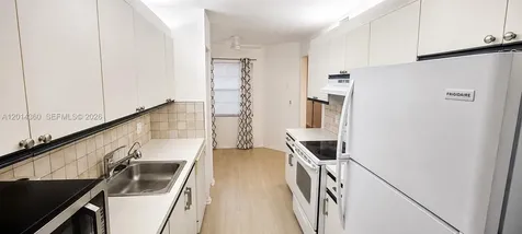 1300 SW 130th Avenue Pembroke Pines FL 33027