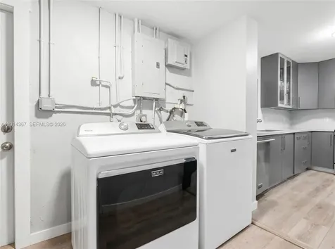 18901 NW 28th Place Miami Gardens FL 33056