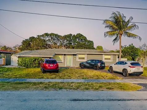 18901 NW 28th Place Miami Gardens FL 33056