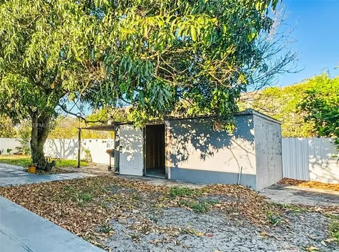 18901 NW 28th Place Miami Gardens FL 33056