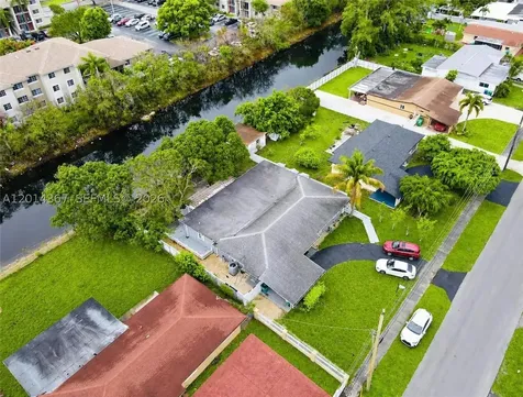 18901 NW 28th Place Miami Gardens FL 33056