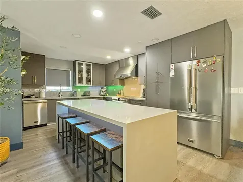 18901 NW 28th Place Miami Gardens FL 33056