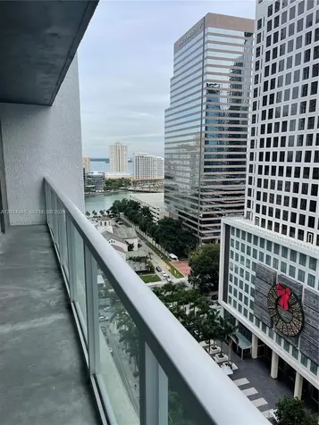55 SE 6th Street Miami FL 33131