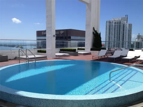 55 SE 6th Street Miami FL 33131