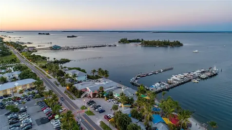 5035 Fairways Circle Vero Beach FL 32967