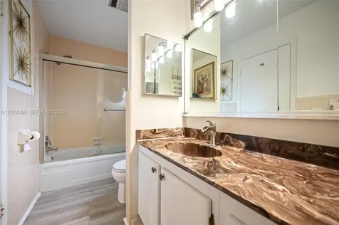 4582 Holly Lake Drive Lake Worth FL 33463