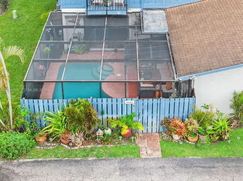 4582 Holly Lake Drive Lake Worth FL 33463