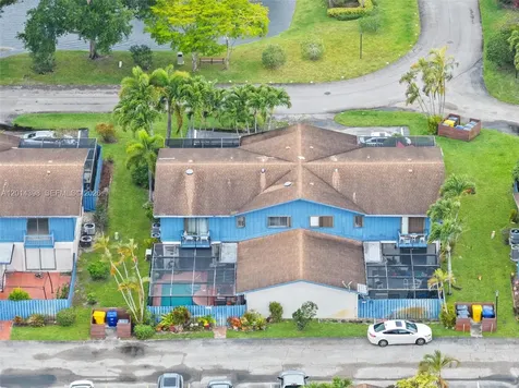 4582 Holly Lake Drive Lake Worth FL 33463