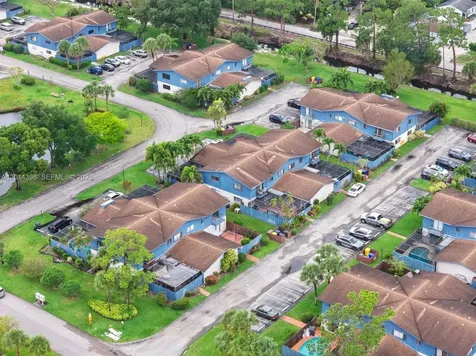 4582 Holly Lake Drive Lake Worth FL 33463