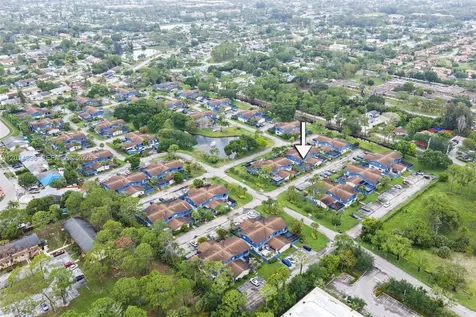 4582 Holly Lake Drive Lake Worth FL 33463