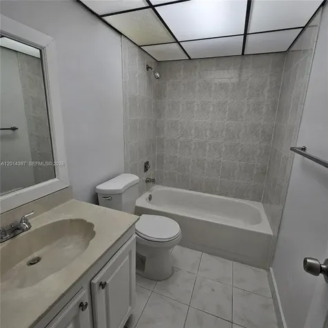 3070 NW 48th Terrace Lauderdale Lakes FL 33313