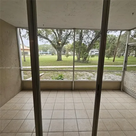 3070 NW 48th Terrace Lauderdale Lakes FL 33313