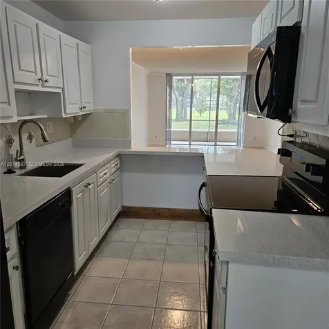 3070 NW 48th Terrace Lauderdale Lakes FL 33313